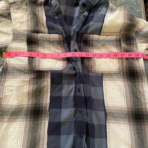 Forever21 size S long sleeve flannel shirt - Picture 2 of 9